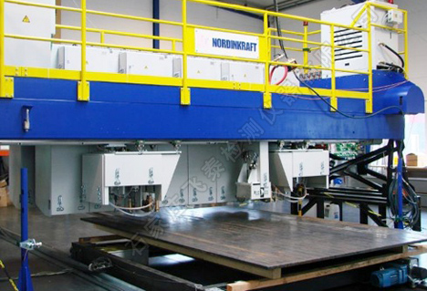 鋼板全自動(dòng)探傷設(shè)備.jpg 鋼板全自動(dòng)探傷設(shè)備.jpg