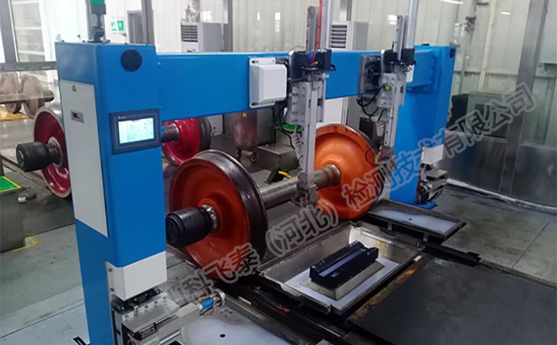 輪軸微控相控陣探傷機(jī).jpg 輪軸微控相控陣探傷機(jī).jpg